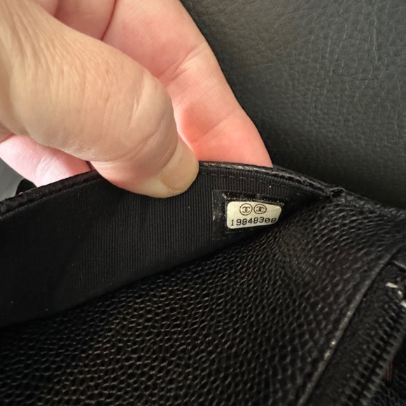 Chanel Wallet on Chain - Picture 14 of 16